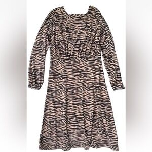 Women’s LOFT Zebra Tiger Animal Print
Long Sleeve Back Cutout Dress Sz 4 Black